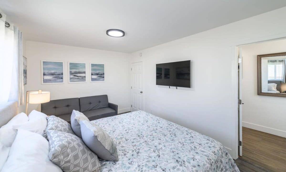 Spacious Disneyland 5 Bedroom 4 Bath House With Game Room Άναχαϊμ Εξωτερικό φωτογραφία