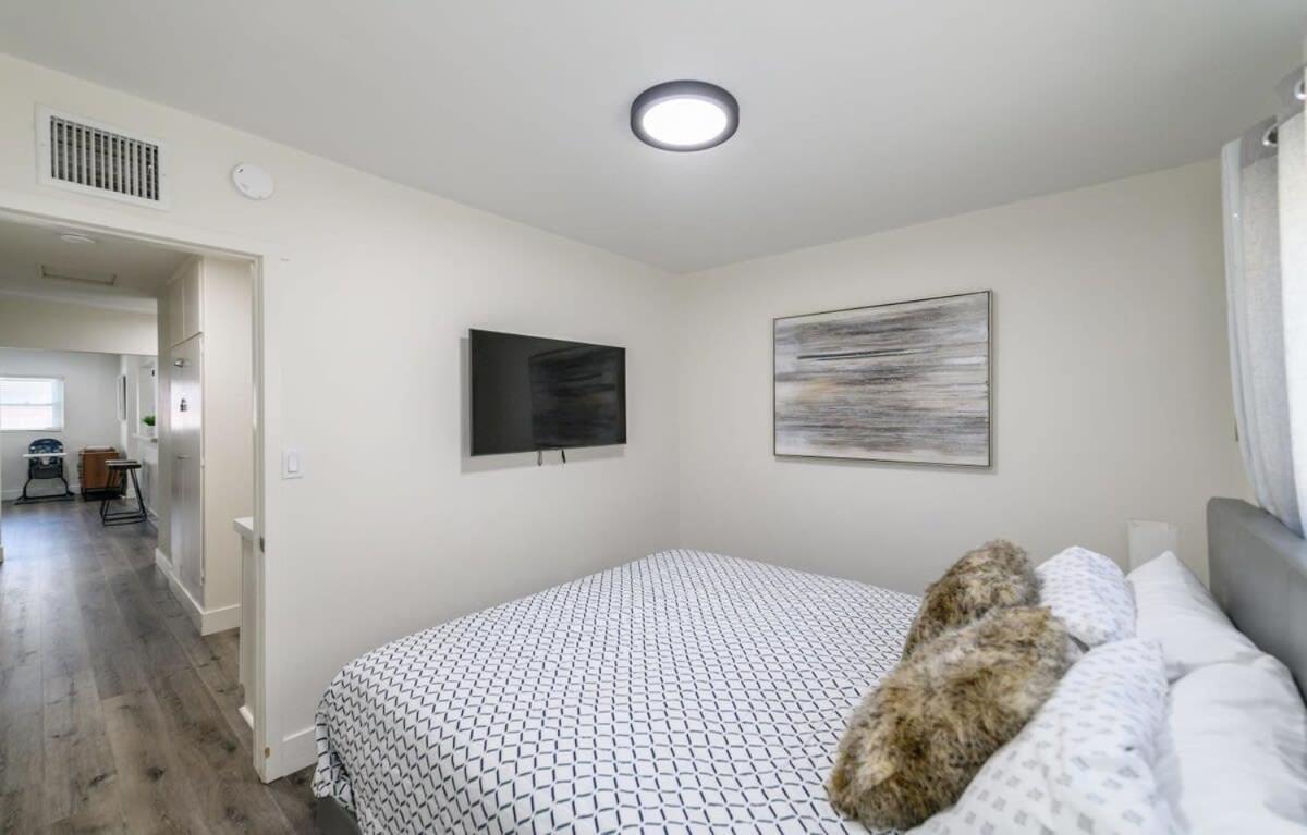 Spacious Disneyland 5 Bedroom 4 Bath House With Game Room Άναχαϊμ Εξωτερικό φωτογραφία