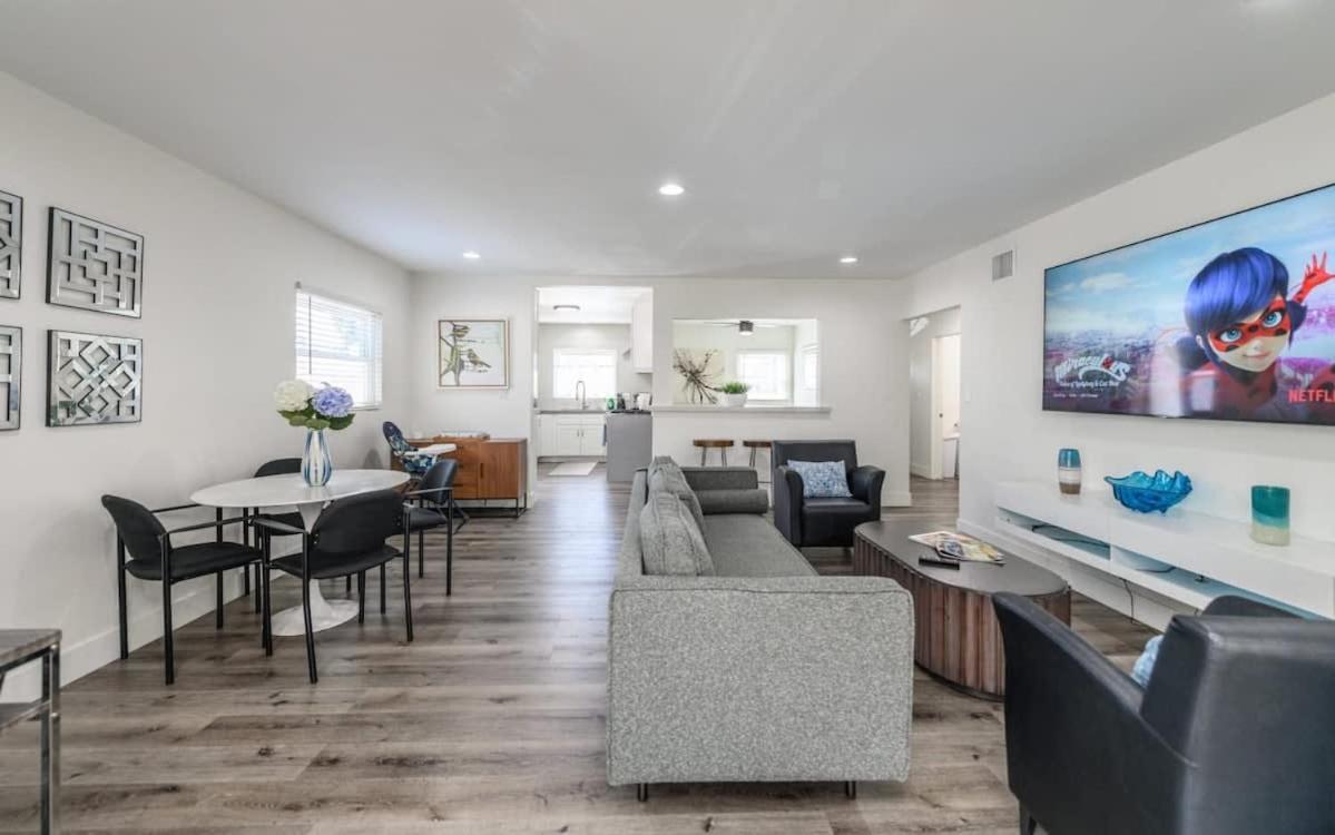 Spacious Disneyland 5 Bedroom 4 Bath House With Game Room Άναχαϊμ Εξωτερικό φωτογραφία