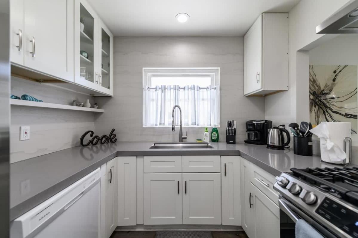 Spacious Disneyland 5 Bedroom 4 Bath House With Game Room Άναχαϊμ Εξωτερικό φωτογραφία