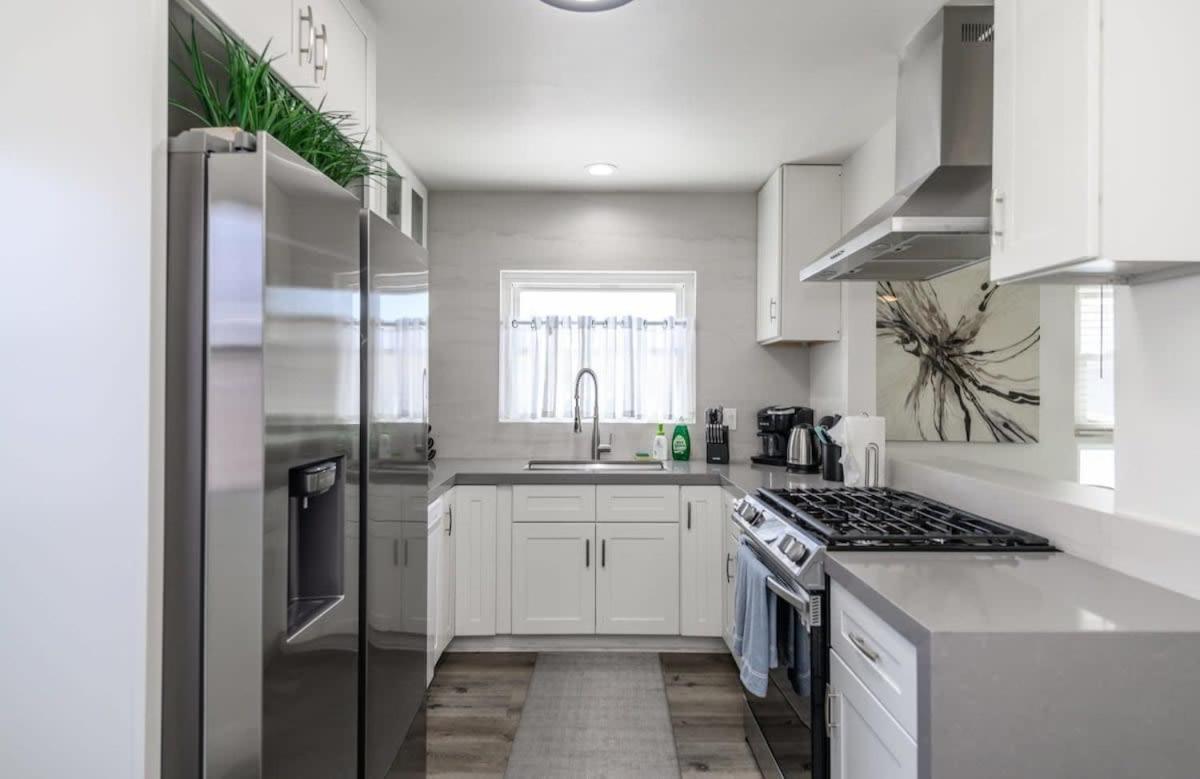 Spacious Disneyland 5 Bedroom 4 Bath House With Game Room Άναχαϊμ Εξωτερικό φωτογραφία
