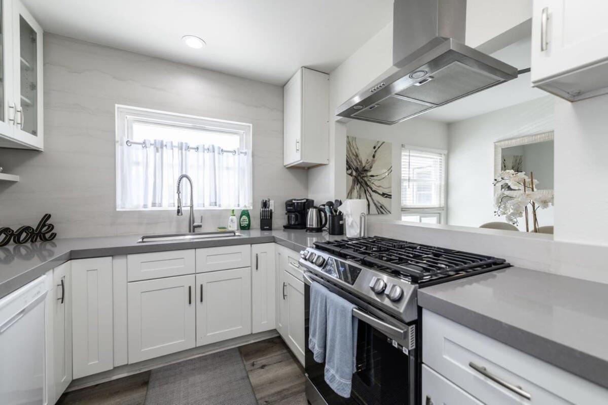 Spacious Disneyland 5 Bedroom 4 Bath House With Game Room Άναχαϊμ Εξωτερικό φωτογραφία