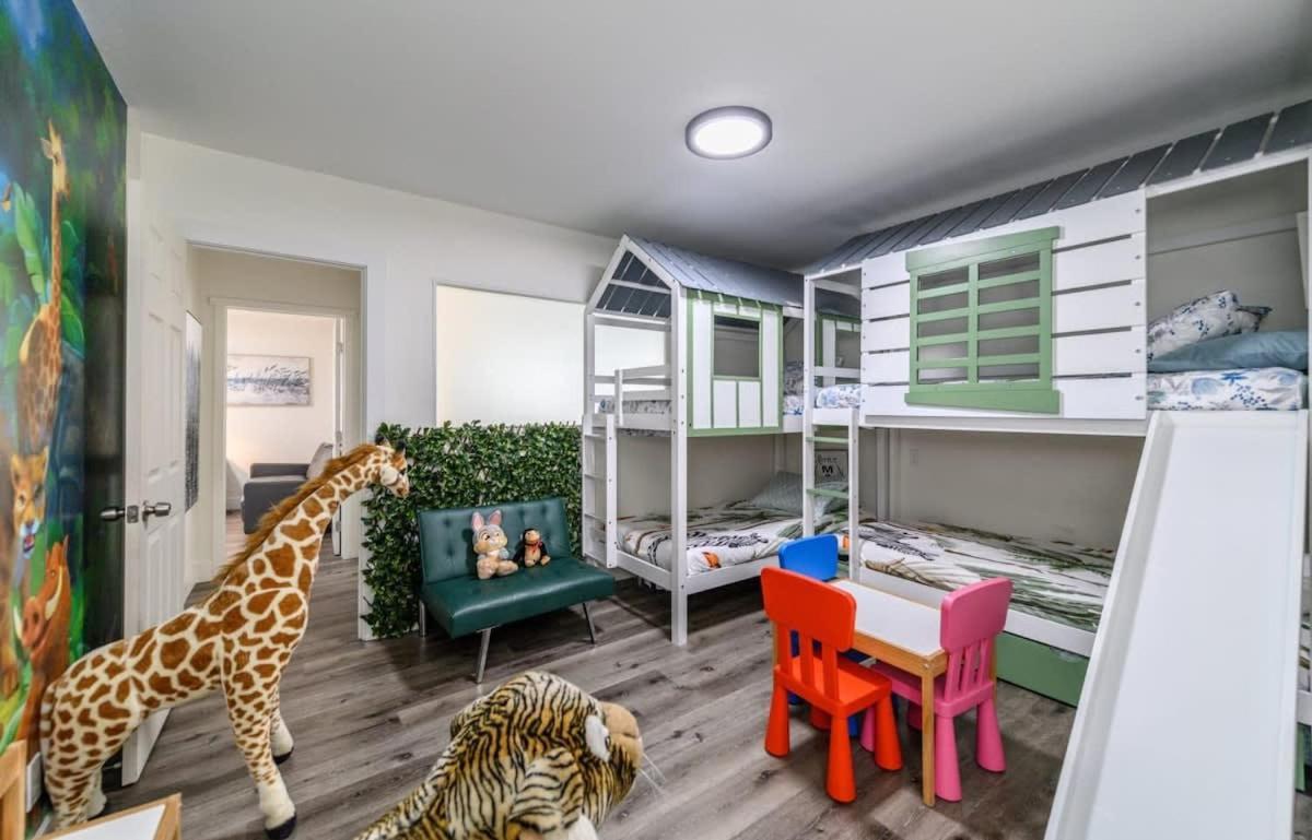 Spacious Disneyland 5 Bedroom 4 Bath House With Game Room Άναχαϊμ Εξωτερικό φωτογραφία